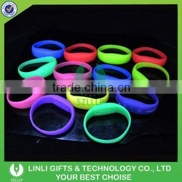 Advertising Silicone Wristband, Promotion Gift LED Light Silicone Bracelet