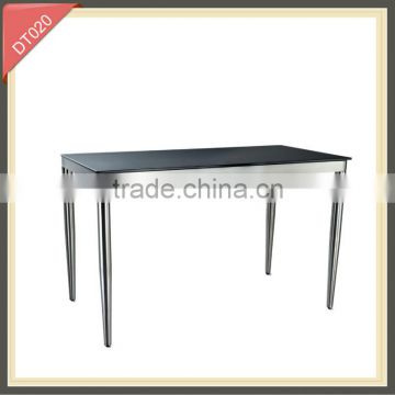 Modern iron metal model tempered glass 4 seater dining table set DT020