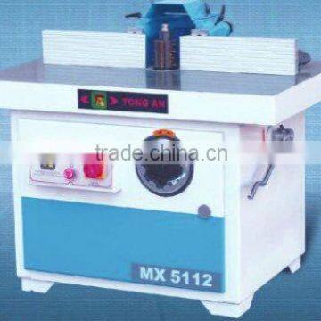 Vertical woodworking moulder machine