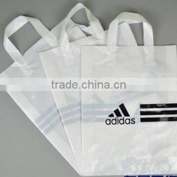 Customized logo plastic clothes bags with handle