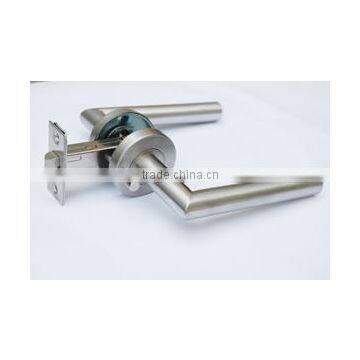 2016 High quality stainless steel door handle lock with pin latch