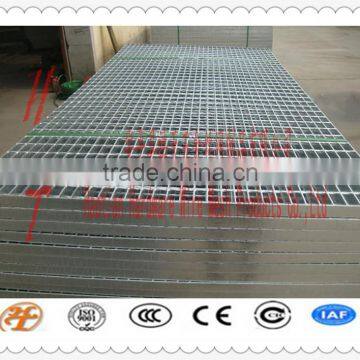 heavy duty jagged stainless/hot dipped galvanized steel grating/Lattice steel plate/manhole covers/stairs treads/safety tread