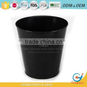 Galvanized and Iron Powder Coating Outdoor Planters With Plants Decorative Outdoor Pretty Plant Pots