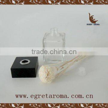 EA3-0853 Gift Set Sola Flower on Square Galss Bottle Fragrance Reed Diffuser With Rattan Sticks photo-2