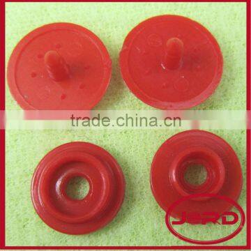 plastic snap fasteners/buttons