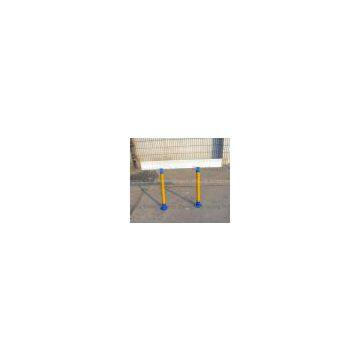 Fiberglass beam for plastic pig slat floor support